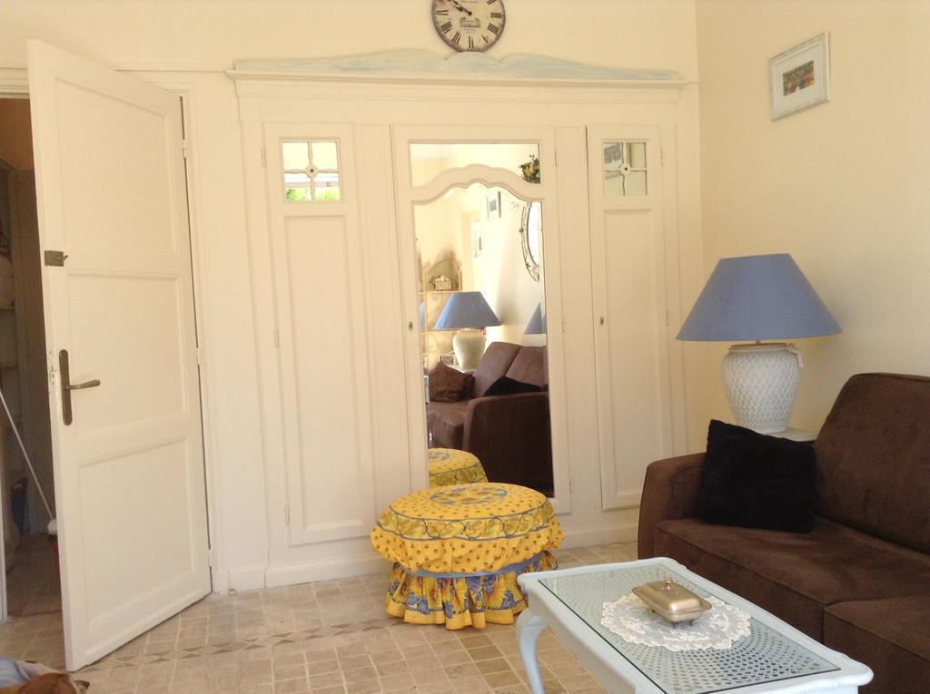 Cannes, Croisette, Palais Miramar Habitación foto